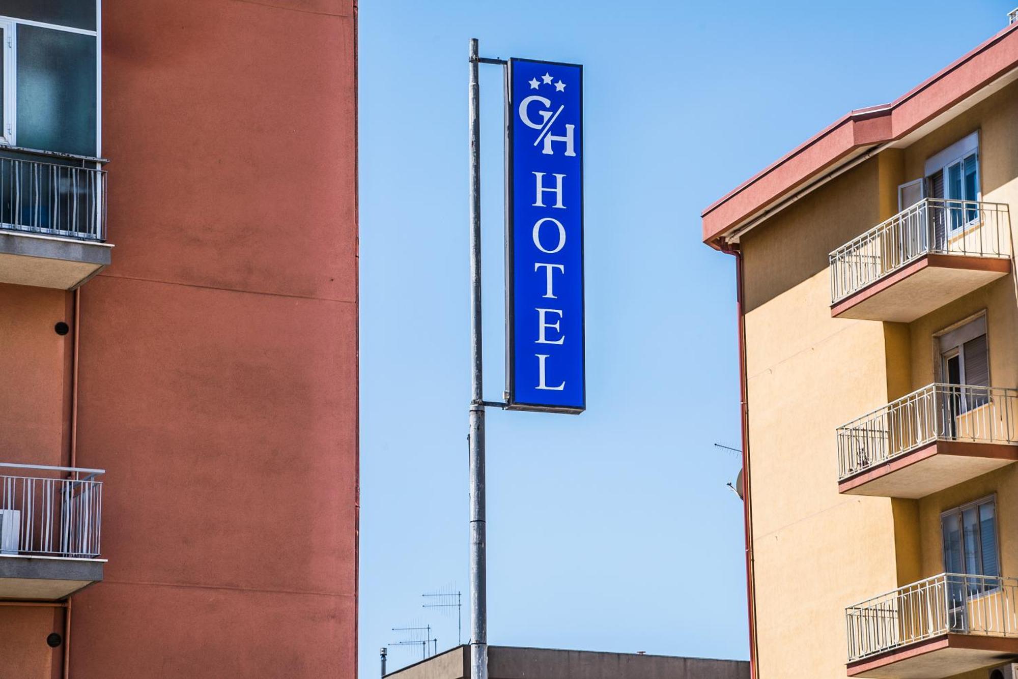 Gh Hotel Piazza Armerina Bagian luar foto
