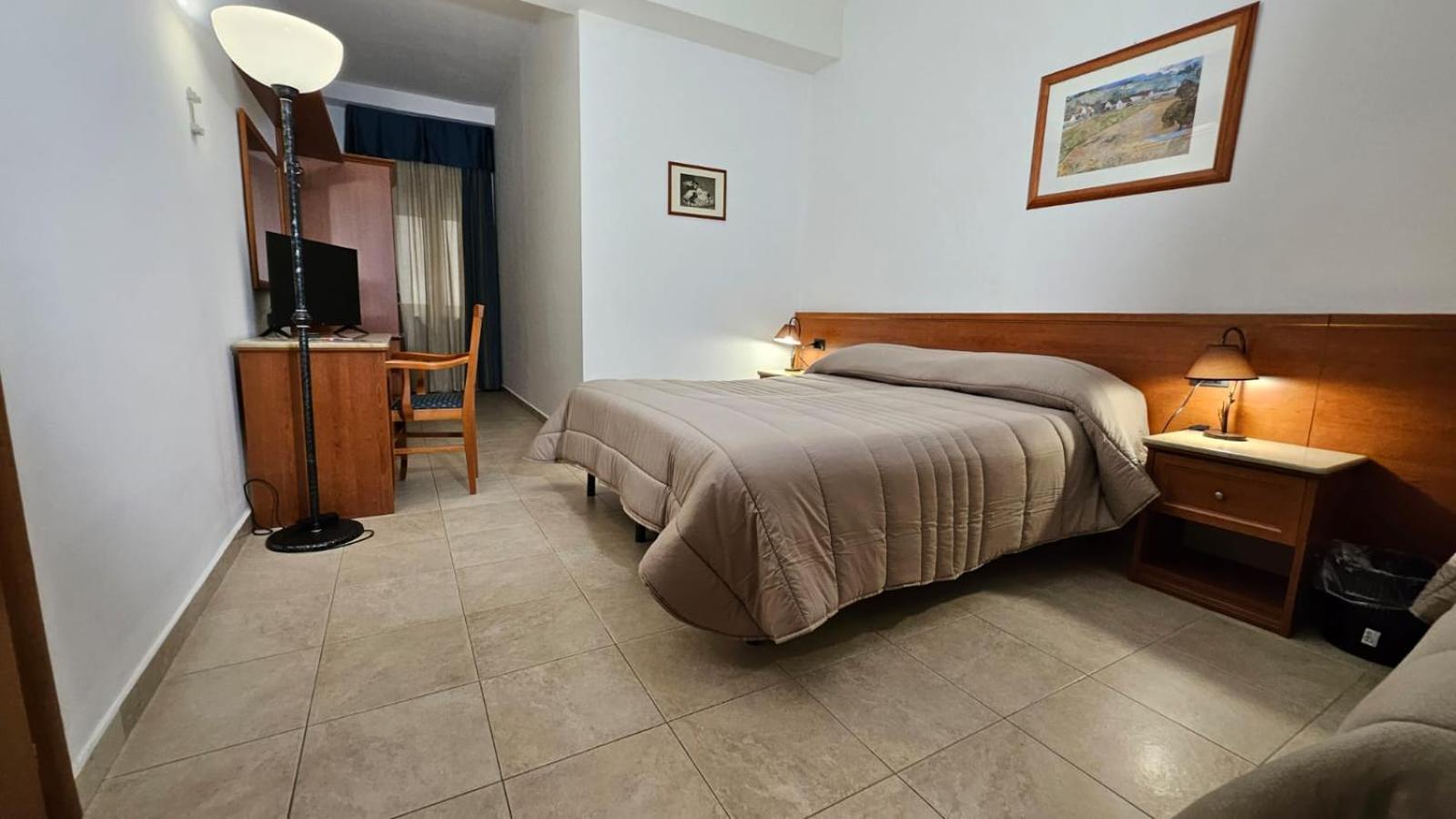 Gh Hotel Piazza Armerina Bagian luar foto