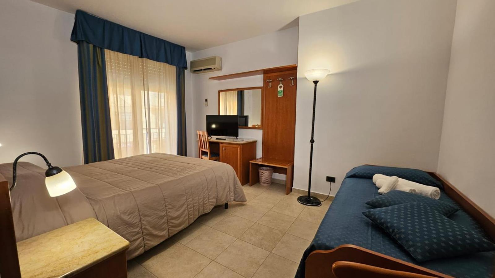 Gh Hotel Piazza Armerina Bagian luar foto